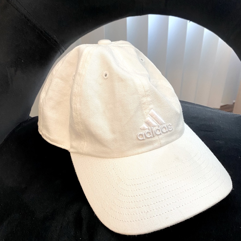 Adidas women’s cap